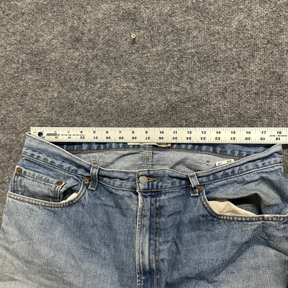 Levi's Jeans Mens Size 38x34 Light Wash 550 Relaxed Fit Cotton Denim Blue Casual - Picture 5 of 9